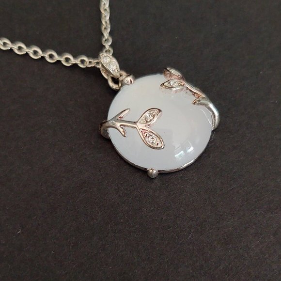 Avon NRT Moonstone pendant necklace with cz accent - Picture 6 of 11